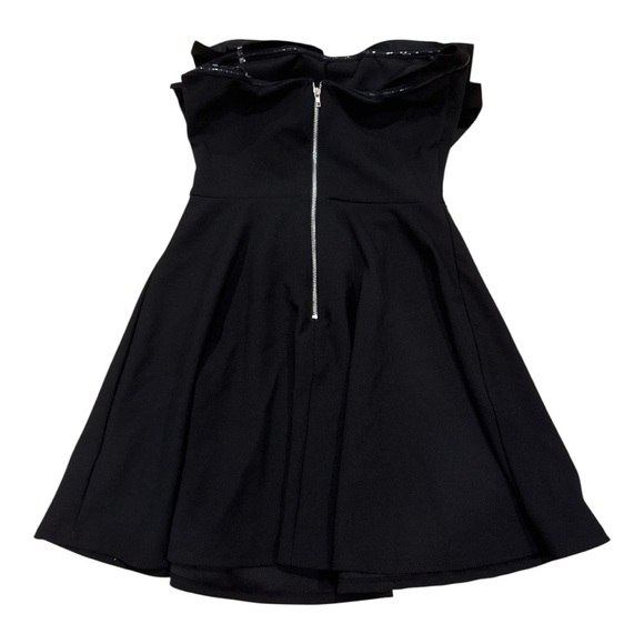 ALLISON & KELLY Elegant Black Dress with Bow - Picture 3 of 3